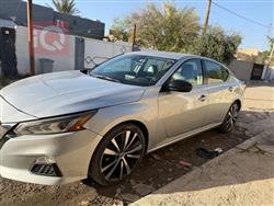 نيسان ألتيما